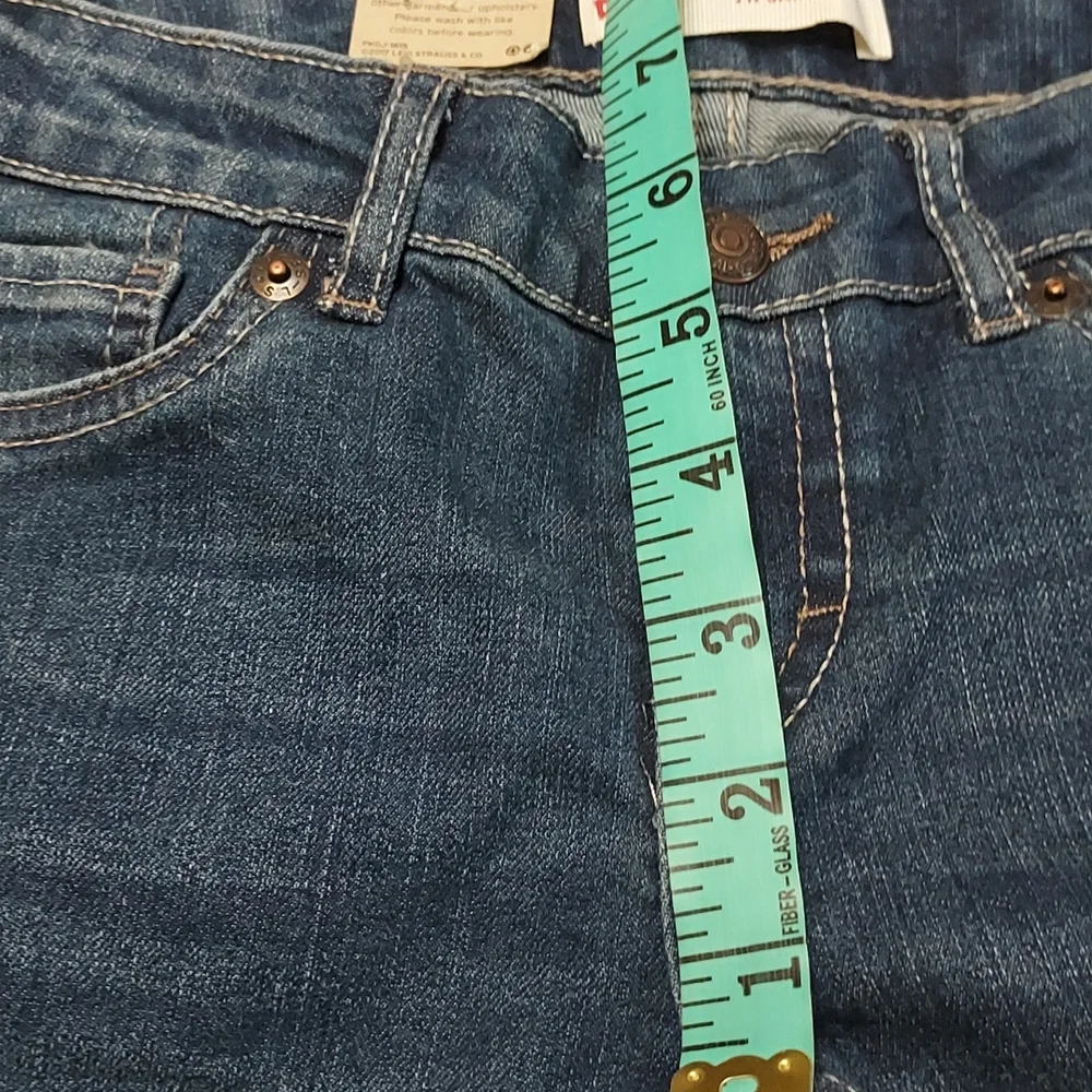 Levi's 711 Skinny Jeans